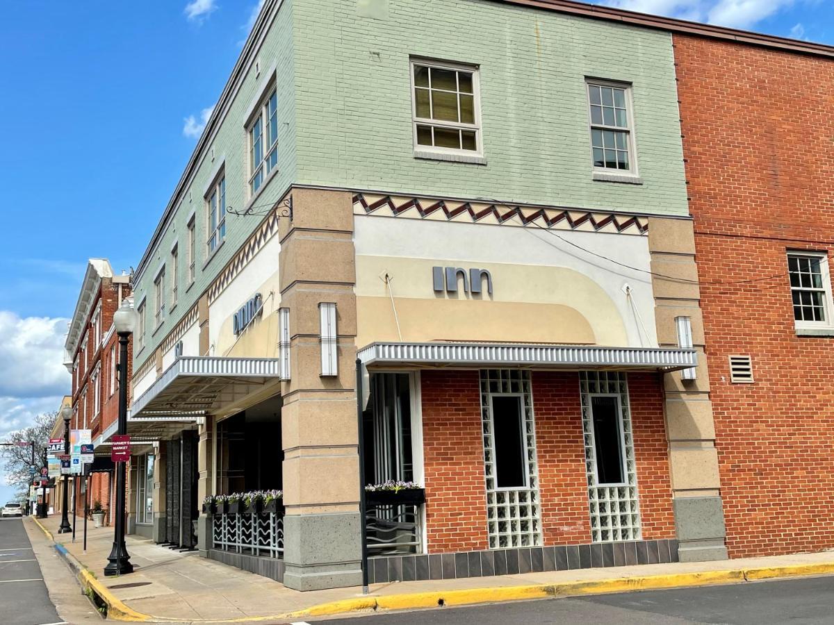 Culpeper Center Suites Exterior photo